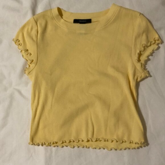 Forever 21 Pale Yellow Shortsleeve Crop Top Ruffled Hems Small - Picture 8 of 9